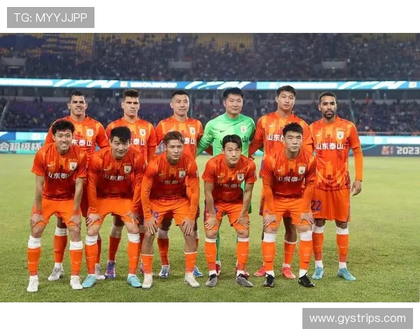 足球联赛与杯赛赛程密集，多线作战考验球队深度