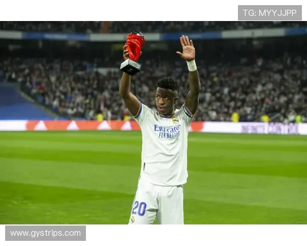 维尼修斯与萨卡:进攻稳定性及关键战表现对比分析 维尼修斯与萨卡:进攻稳定性及关键战表现对比分析