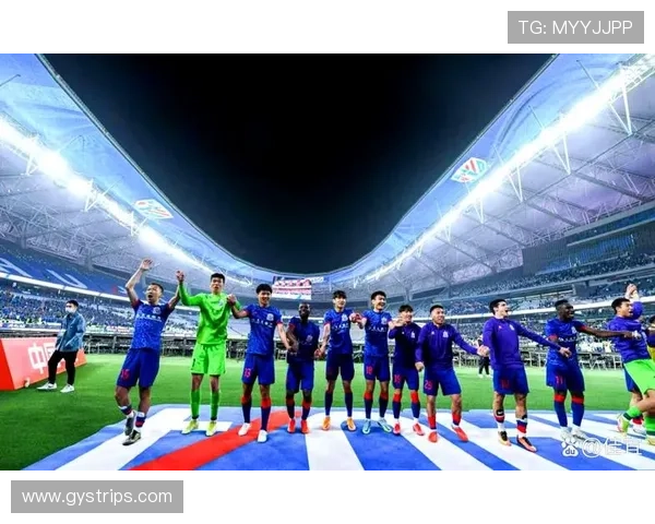 上海申花关键战屡屡崩盘,防守稳定性与抗压能力面临严峻考验 上海申花关键战屡屡崩盘,防守稳定性与抗压能力面临严峻考验